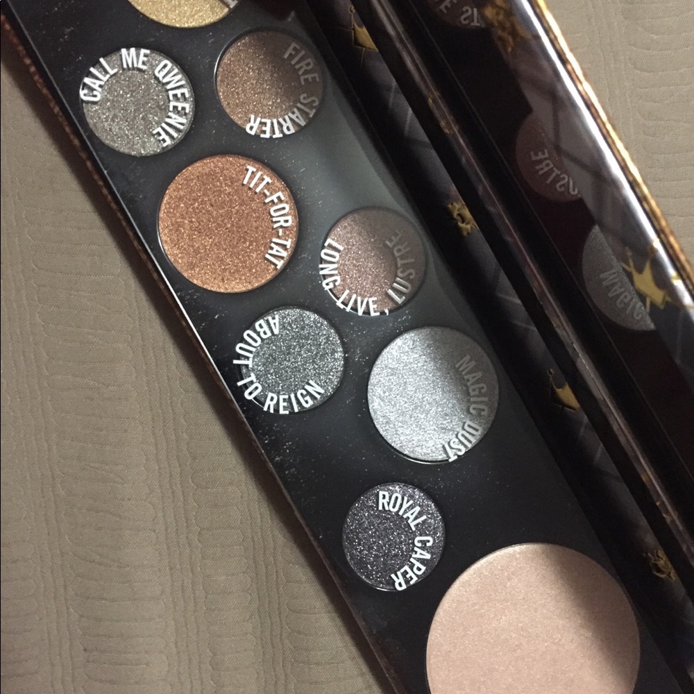 MAC Qween Supreme Eye Shadow